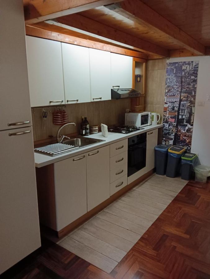 Il Castello Apartment Napoli Bagian luar foto