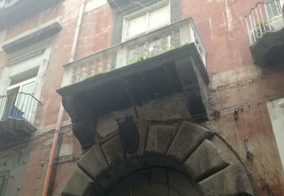 Il Castello Apartment Napoli Bagian luar foto